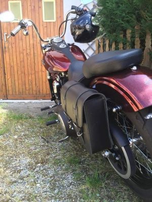 Sacoche Myleatherbikes Harley Dyna Street Bob_155